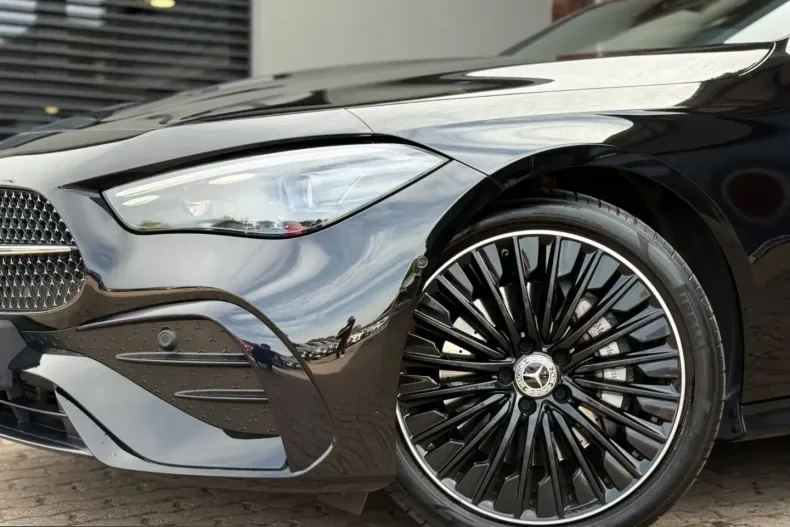 Mercedes-Benz CLE 220 (Clasa CLE) din 2024 cu 22.000 km - oferta MER259923 - foto 7