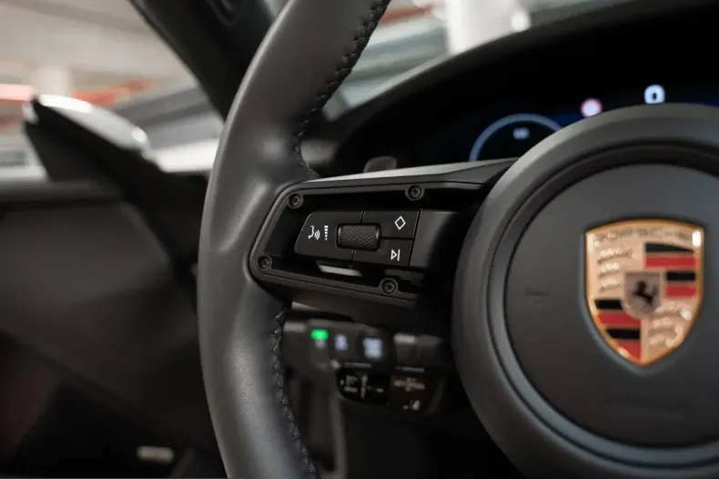 Porsche 992 din 2025 cu 13.100 km - oferta POR259933 - foto 33