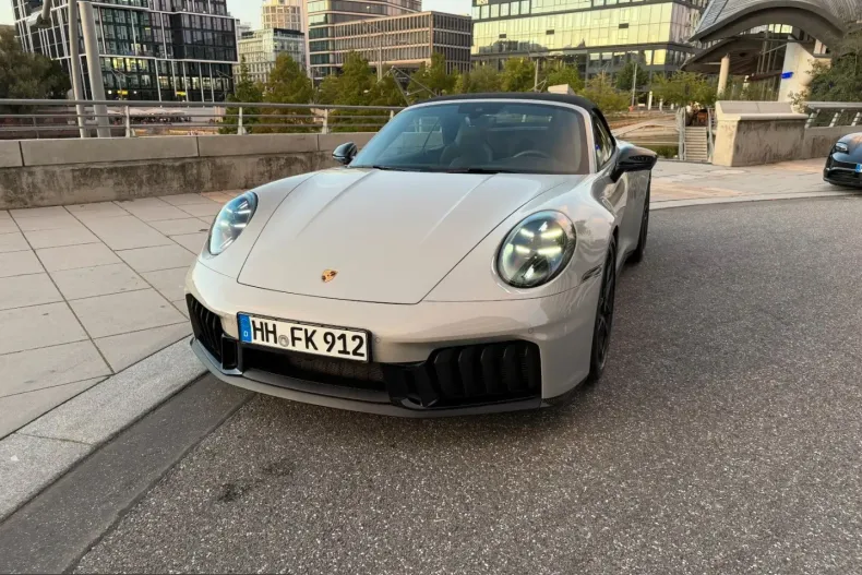 Porsche 992 din 2025 cu 10.144 km - oferta POR259934 - foto 2