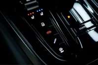 Aston Martin DBX din 2025 cu 11.284 km - oferta AST259936 - foto 20