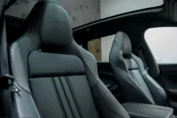 Aston Martin DBX din 2025 cu 11.284 km - oferta AST259936 - foto 39