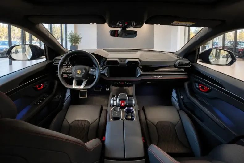 Lamborghini Urus din 2025 cu 15.000 km - oferta LAM259946 - foto 8