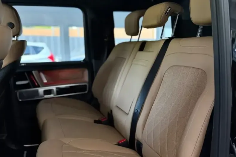 Mercedes-Benz G 63 AMG (Clasa G) din 2025 cu 19.600 km - oferta MER259955 - foto 28