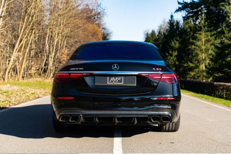 Mercedes-Benz S 63 AMG (Clasa S) din 2025 cu 14.900 km - oferta MER259956 - foto 6