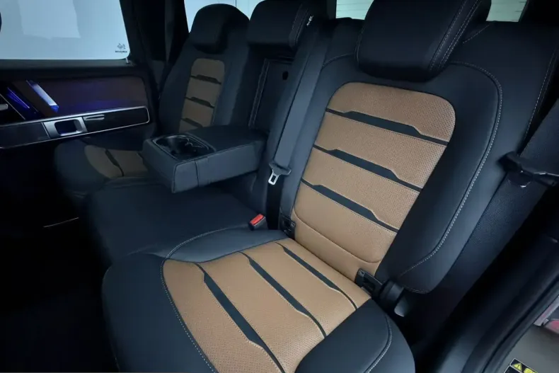 Mercedes-Benz G 63 AMG (Clasa G) din 2025 cu 21.555 km - oferta MER259958 - foto 43