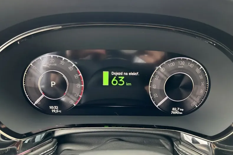 Bentley Flying Spur din 2025 cu 10.000 km - oferta BEN259960 - foto 13