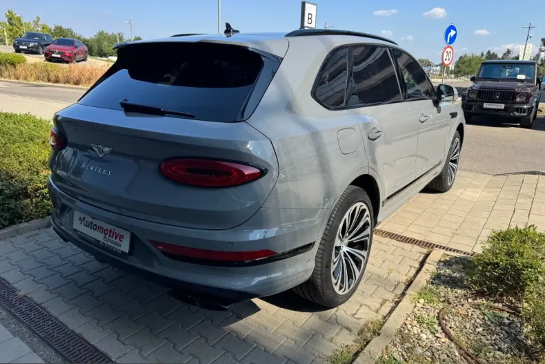 Bentley Bentayga din 2025 cu 14.300 km - oferta BEN259961 - foto 9