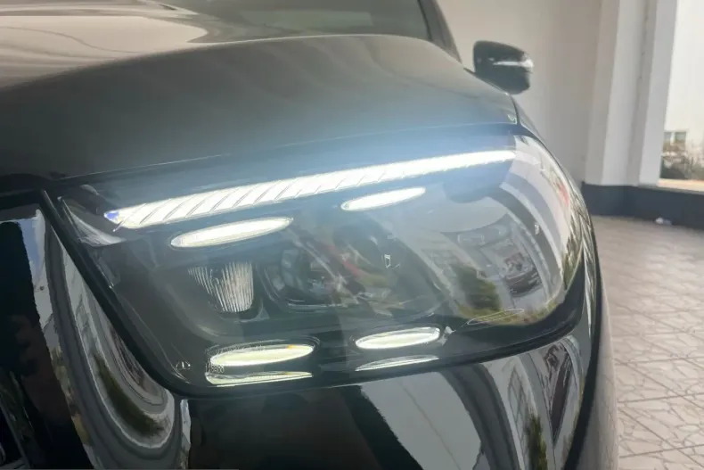 Mercedes-Benz GLE 350 (Clasa GLE) din 2025 cu 25.888 km - oferta MER259965 - foto 25