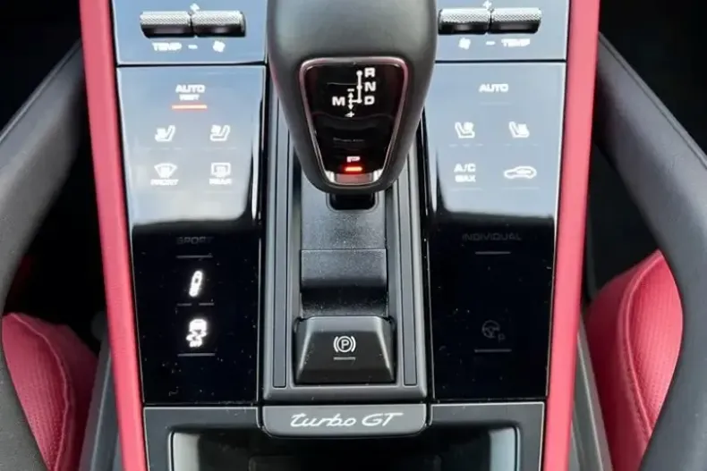 Porsche Cayenne din 2023 cu 48.000 km - oferta POR259968 - foto 12