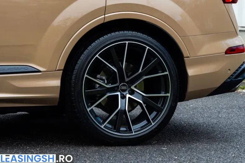 Audi Q7 din 2025 cu 9.100 km - oferta AUD259970 - foto 10