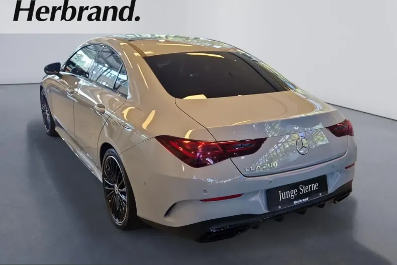 Mercedes-Benz CLA 200 (Clasa CLA) din 2025 cu 9.004 km - oferta MER259971 - foto 4