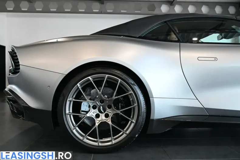 Aston Martin Vanquish din 2025 cu 10.720 km - oferta AST259990 - foto 11