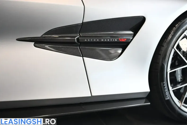 Aston Martin Vanquish din 2025 cu 10.720 km - oferta AST259990 - foto 28