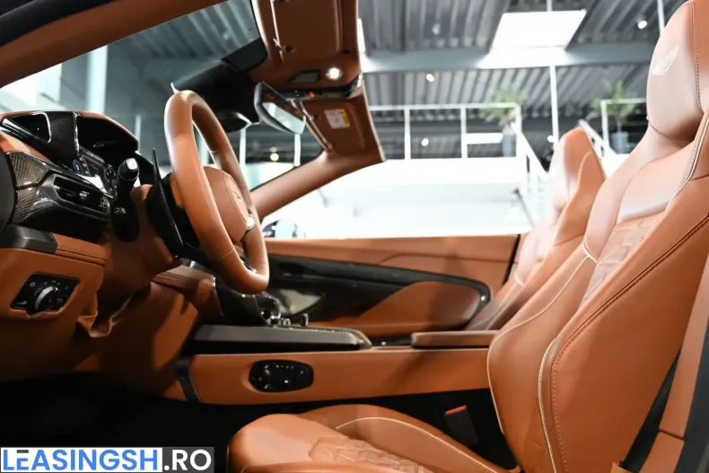 Aston Martin Vanquish din 2025 cu 10.720 km - oferta AST259990 - foto 35