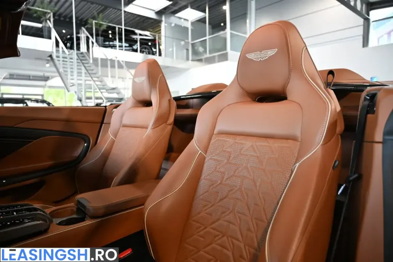 Aston Martin Vanquish din 2025 cu 10.720 km - oferta AST259990 - foto 37