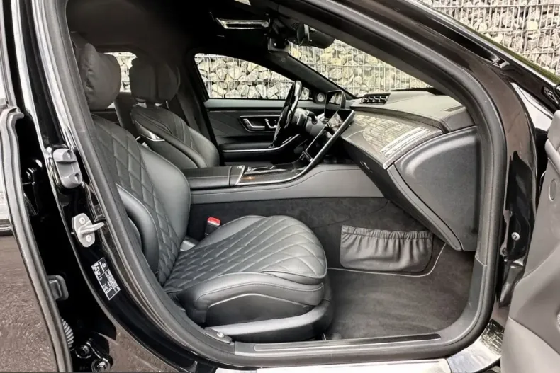 Mercedes-Benz S 680 (Clasa S) din 2025 cu 14.100 km - oferta MER259993 - foto 6