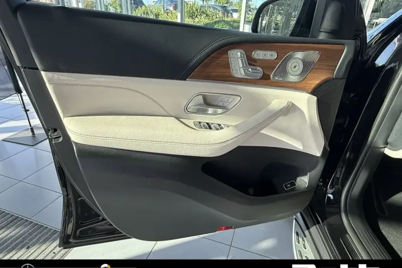 Mercedes-Benz GLE 350 (Clasa GLE) din 2025 cu 32.000 km - oferta MER260002 - foto 12