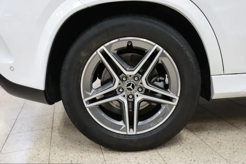 Mercedes-Benz GLE 300 (Clasa GLE) din 2025 cu 23.361 km - oferta MER260019 - foto 9
