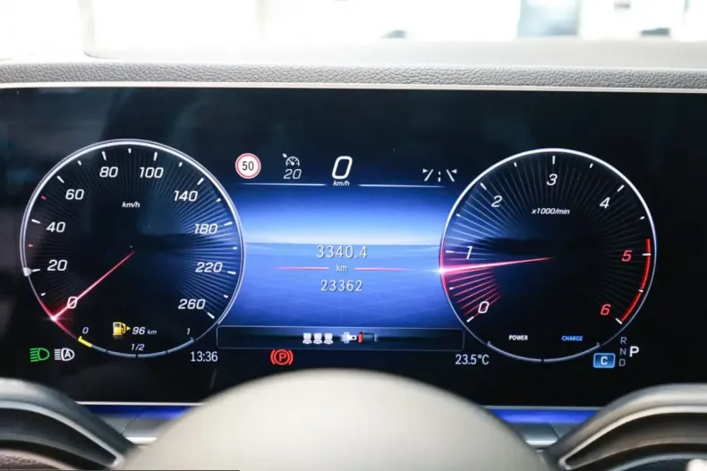 Mercedes-Benz GLE 300 (Clasa GLE) din 2025 cu 23.361 km - oferta MER260019 - foto 19