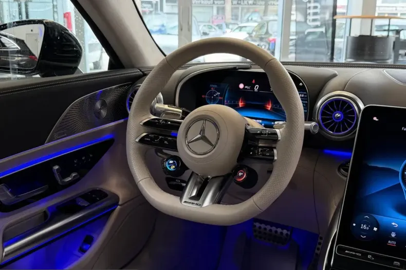 Mercedes-Benz AMG GT (Clasa GT) din 2025 cu 27.871 km - oferta MER260056 - foto 17