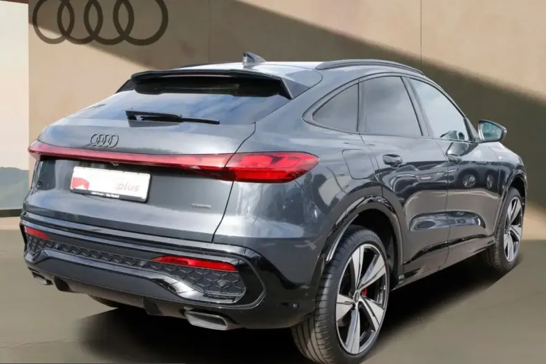 Audi Q5 din 2025 cu 11.900 km - oferta AUD260084 - foto 4