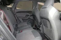 Audi Q5 din 2025 cu 11.900 km - oferta AUD260084 - foto 8