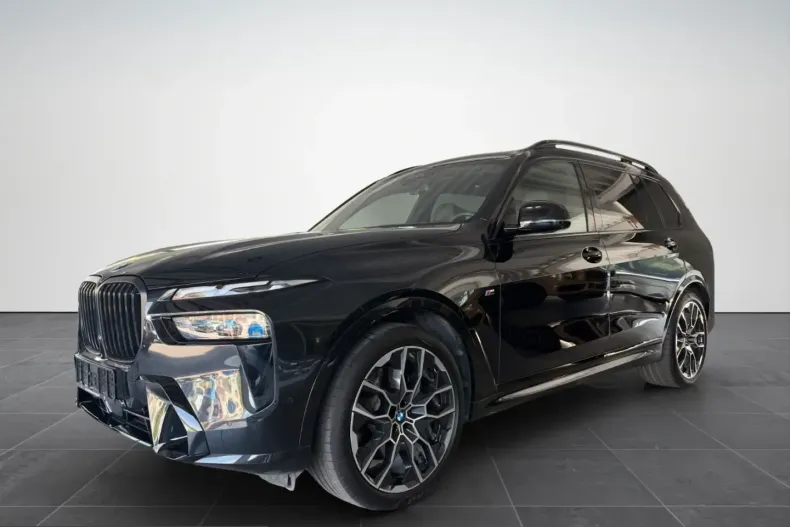 BMW X7 (Seria X) din 2025 cu 5.936 km - oferta BMW260087 - foto 1