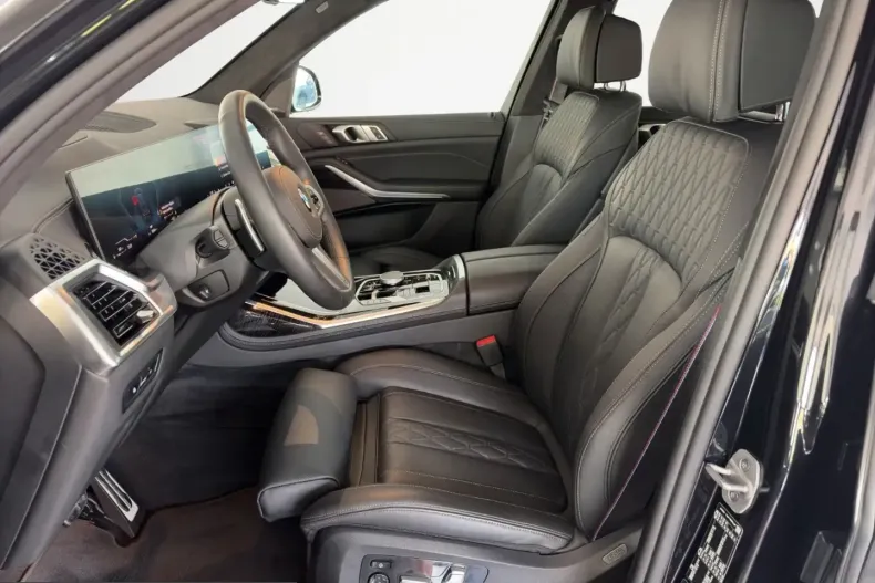 BMW X7 (Seria X) din 2025 cu 5.936 km - oferta BMW260087 - foto 6