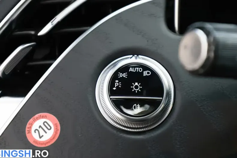 Mercedes-Benz E 300 (Clasa E) din 2025 cu 18.269 km - oferta MER260093 - foto 9
