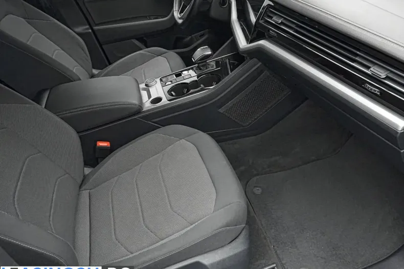 Volkswagen Touareg din 2022 cu 140.000 km - oferta VOL260094 - foto 4