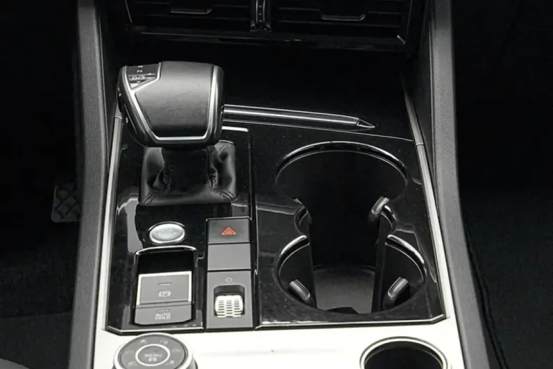 Volkswagen Touareg din 2022 cu 140.000 km - oferta VOL260094 - foto 11