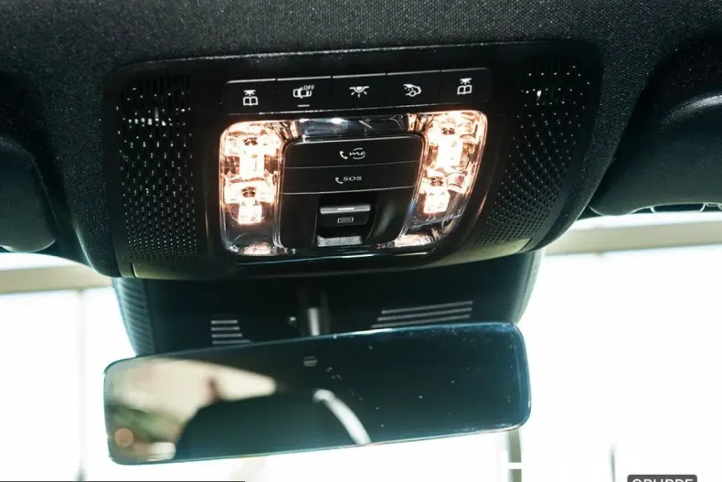 Mercedes-Benz GLA 35 AMG (Clasa GLA) din 2025 cu 5.498 km - oferta MER260104 - foto 11