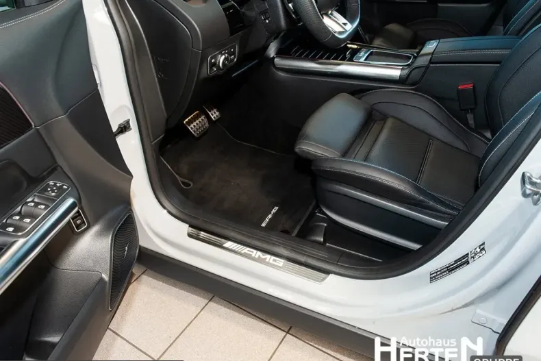 Mercedes-Benz GLA 35 AMG (Clasa GLA) din 2025 cu 5.498 km - oferta MER260104 - foto 12