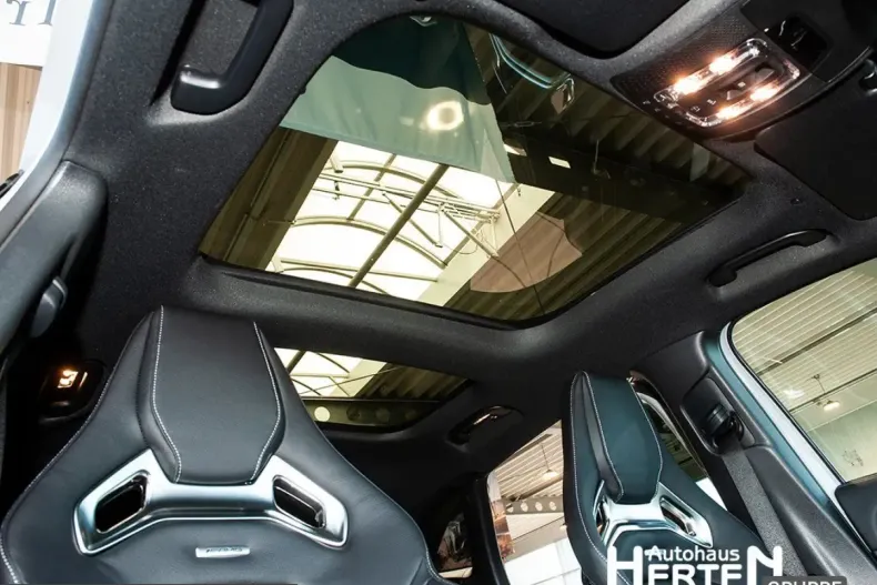 Mercedes-Benz GLA 35 AMG (Clasa GLA) din 2025 cu 5.498 km - oferta MER260104 - foto 17