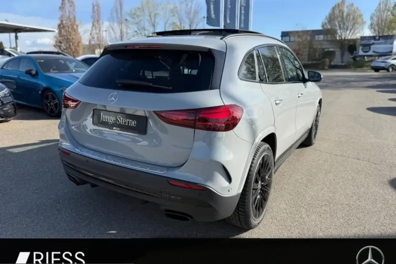 Mercedes-Benz GLA 200 (Clasa GLA) din 2025 cu 4.300 km - oferta MER260109 - foto 9