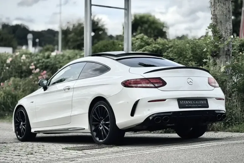 Mercedes-Benz C 43 AMG (Clasa C) din 2023 cu 13.700 km - oferta MER260113 - foto 5