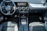 Mercedes-Benz GLA 200 (Clasa GLA) din 2025 cu 11.602 km - oferta MER260114 - foto 13