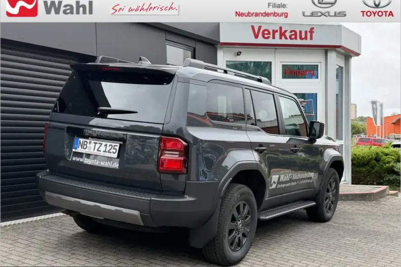 Toyota Land Cruiser din 2025 cu 10.000 km - oferta TOY260120 - foto 6
