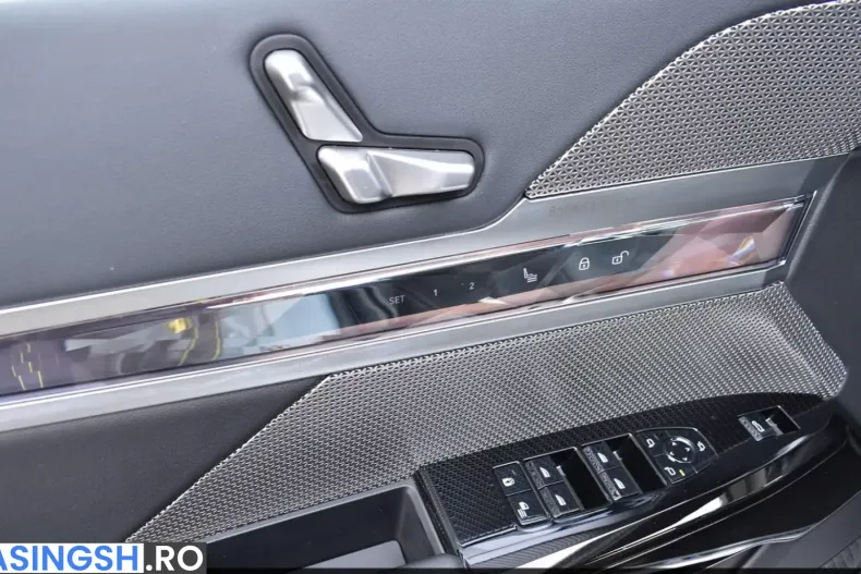 BMW 740 (Seria 7) din 2024 cu 29.900 km - oferta BMW260128 - foto 14