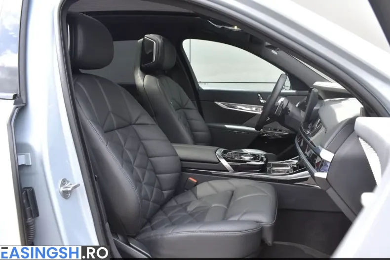 BMW 740 (Seria 7) din 2024 cu 29.900 km - oferta BMW260128 - foto 18