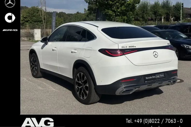 Mercedes-Benz GLC 300 (Clasa GLC) din 2025 cu 9.500 km - oferta MER260137 - foto 6