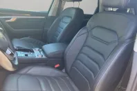 Volkswagen Touareg din 2023 cu 55.000 km - oferta VOL260139 - foto 11