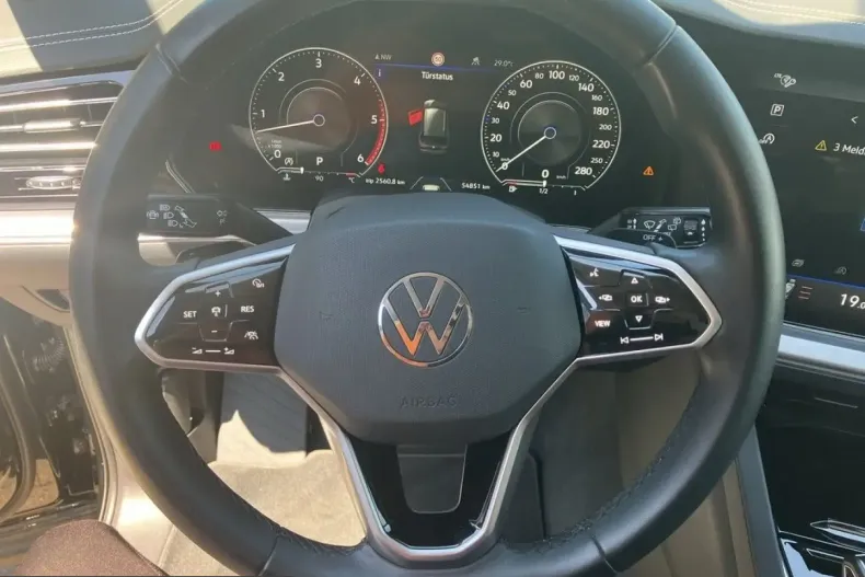 Volkswagen Touareg din 2023 cu 55.000 km - oferta VOL260139 - foto 12