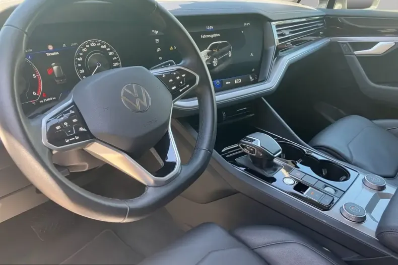 Volkswagen Touareg din 2023 cu 55.000 km - oferta VOL260139 - foto 15