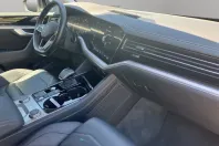 Volkswagen Touareg din 2023 cu 55.000 km - oferta VOL260139 - foto 16