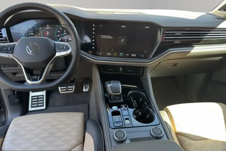 Volkswagen Touareg din 2025 cu 30.800 km - oferta VOL260141 - foto 14