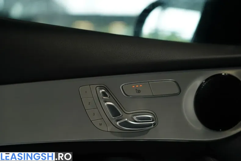 Mercedes-Benz GLC 400 (Clasa GLC) din 2022 cu 49.900 km - oferta MER260155 - foto 19