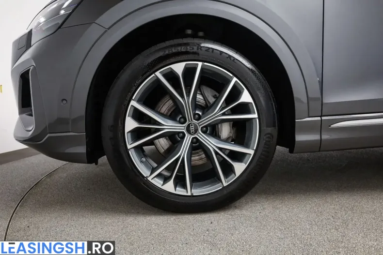 Audi Q8 din 2025 cu 3.800 km - oferta AUD260171 - foto 6