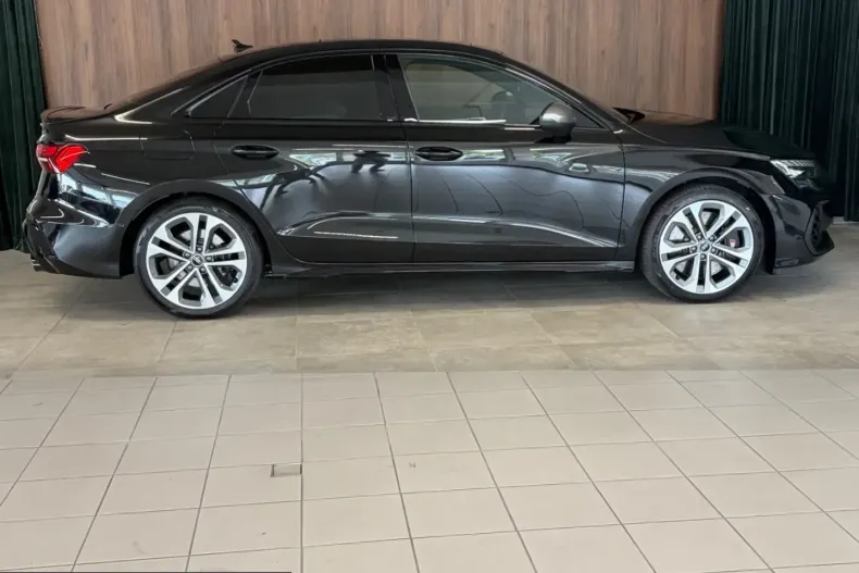 Audi S3 din 2025 cu 22.486 km - oferta AUD260188 - foto 6