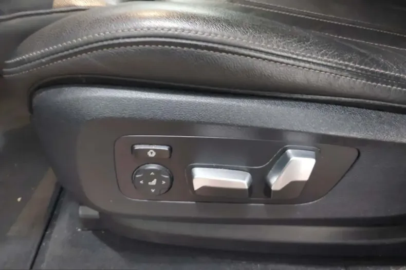 BMW X5 (Seria X) din 2021 cu 99.000 km - oferta BMW260194 - foto 9